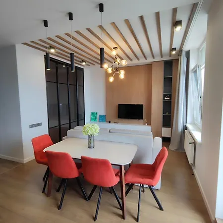 Apartment в аркадії з терасою